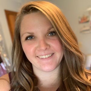 Meet your Posher, Deanna